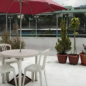 tin-house-quito.hotelsquito.com/