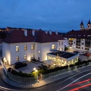 **** Hotel 1552 Boutique Hungary